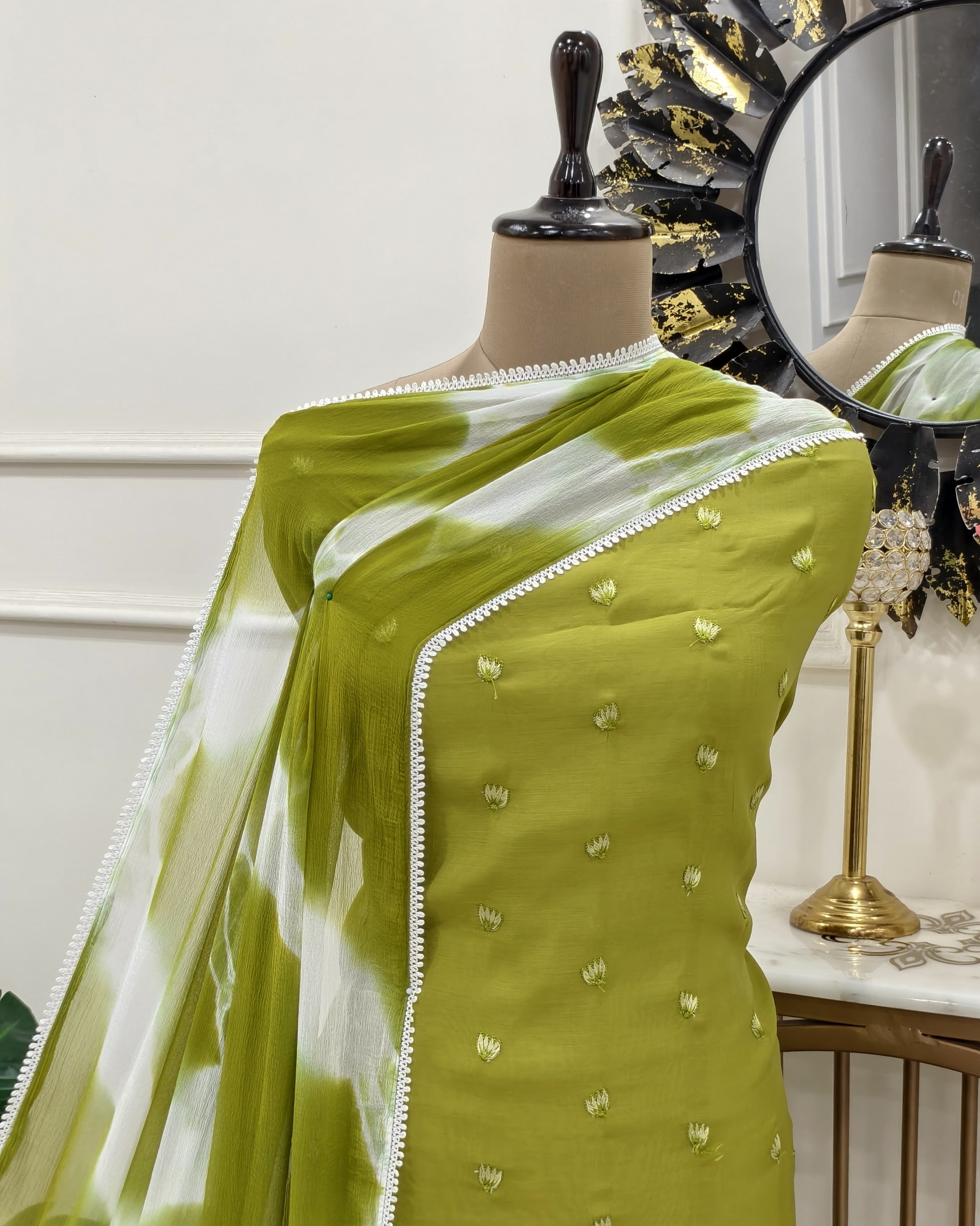 MODAL EMBROIDERY TASSEL LACE SUIT - GREEN