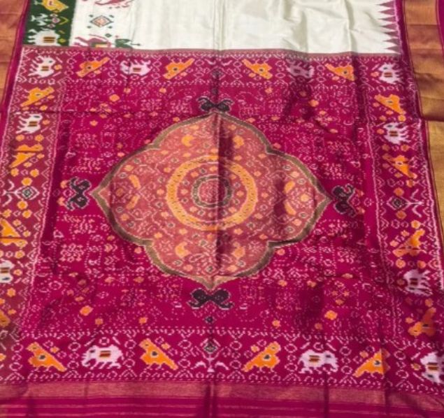 Pure Handloom Ikkat Silk Saree in Cream & Magenta