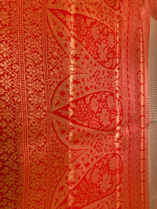 BEIGE AND RED KANJEEVARAM SILK SAREE - GET ESSENTIAL
